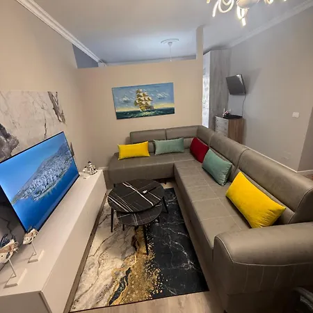 Sarandahome * Saranda